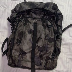 Prada khaki camouflage print tessuto nylon backpack